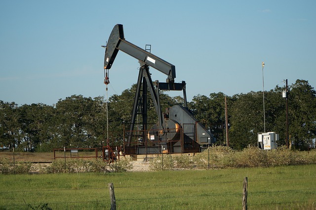 industry-3176080_640.jpg